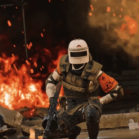 Soldat/personnage marche cool devant une explosion — badass, confiance