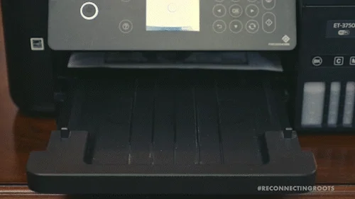 Imprimante qui imprime des pages — automatisation, production